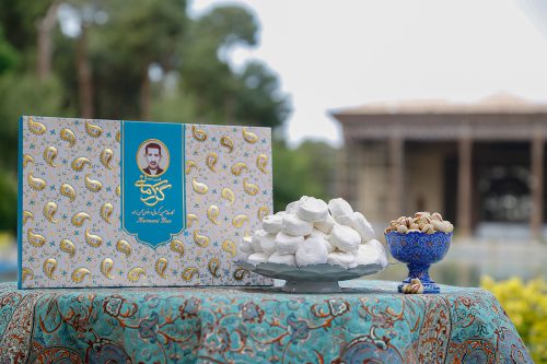 گز آردی پسته 28 درصد گل ریز (سکه‌ای) گز کرمانی کد 1016